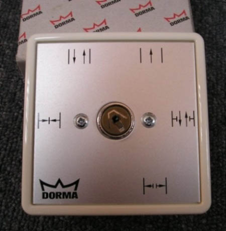 多瑪自動(dòng)門(mén)